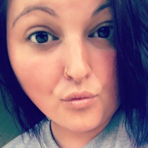 Meet your Posher, Tori